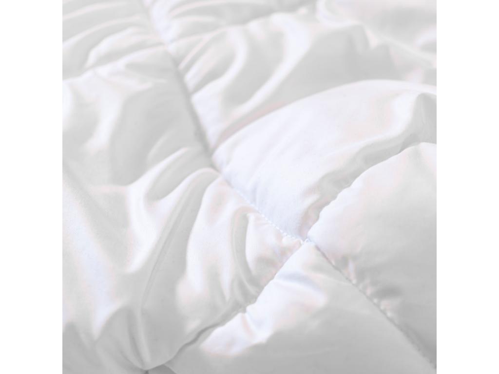 White Bed, 260 x 240 cm